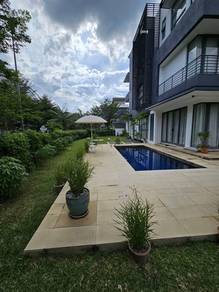 Corner 3 Storey Lakeview Sera Twin Villa With Pool, Putrajaya