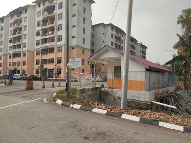 Big Corner shoplot, Cempaka Court Nilai, Putra Nilai