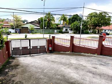 Corner Lot Bungalow Single Storey at Jalan Gasing, Petaling Jaya