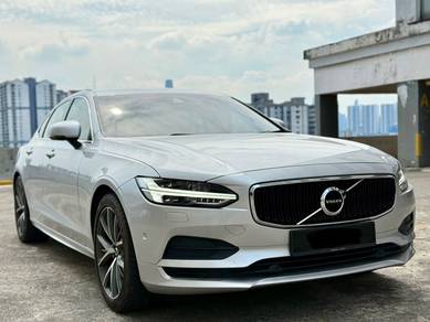 Volvo S60 T5 MOMENTUM ( CKD ) RAREUNIT 1OWN