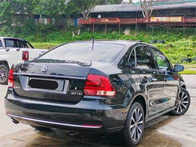 Volkswagen VENTO 1.2 HIGHLINE (A) FULL LOAN