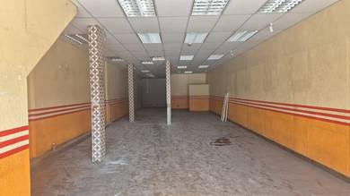 Shop lot 1600 sf G floor Suitable F&B,show room, etc
