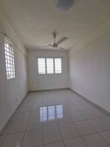 Semenyih apartment Tiara South 100%loan Murah Murah !!!!