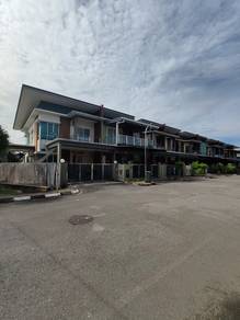 Corner Terrace House @ Taman Pearl Avenue, 7th Mile, Kuching.