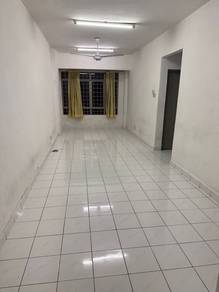 Kepong Taman kip apartment for rent (suria Kipark) tiles floor