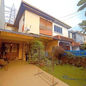 NEAR LRT Kelana Jaya SS4D Petaling Jaya Double Storey Terrace