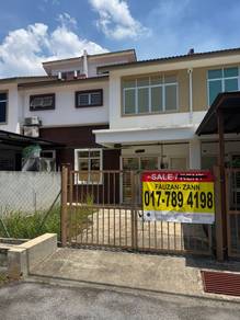 2 Tingkat Iris Taman Bunga Raya , Bukit Beruntung