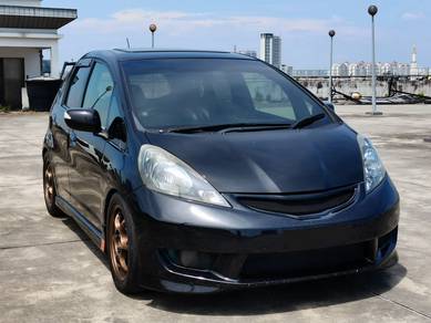 Honda JAZZ 1.5 V (A)LIMITED EDITION/CAR KING