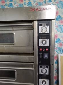 Oven besar