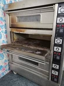 Oven besar