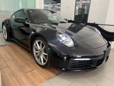 Porsche 992 3.0 CARRERA (A) SPORT CHRONO 4CAM