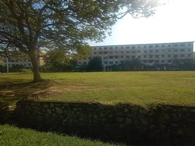 1st Floor Apt Dahlia ( Blok Mawar), Bandar Country Homes. Rawang