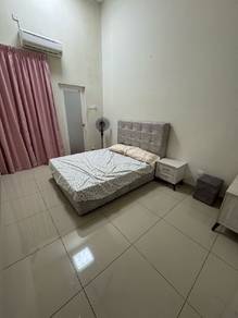 Master bedroom Taman Nusa Intan