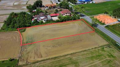 TANAH SEBELAH JALAN UTAMA‼️HAMPIR KE BANDAR‼️BEHOR EMPIANG‼️25489sf‼️
