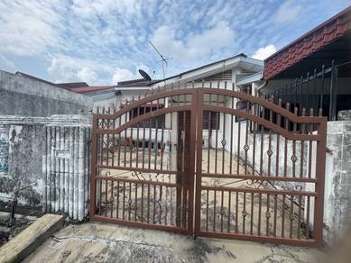 FOR SALE: Single Storey Terrace Bandar Kinrara Jalan BK 1 Puchong
