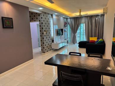 Metropolitan Square condo, Block A, Middle floor and facing pool