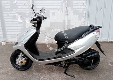 2002 - Suzuki VR125 VS 125 Karisma Ego Avantiz