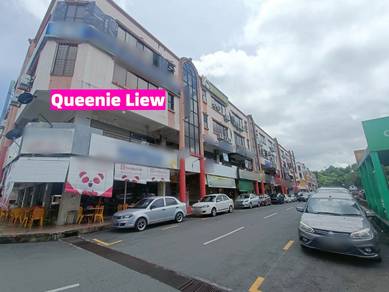 CL999 First Floor Beverly Hill Plaza Shoplot Bundusan Penampang