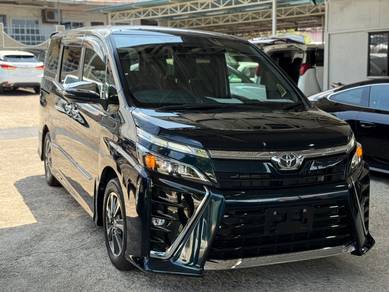 COLOR CODE 221 2020 Toyota VOXY 2.0 ZS KIRAMEKI
