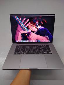 Apple Macbook Pro i7-9th 32GB RAM AMD Graphics 4GB