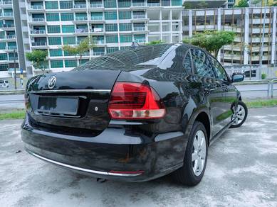 Volkswagen VENTO 1.6 COMFORTLINE (A) HIGH LOA