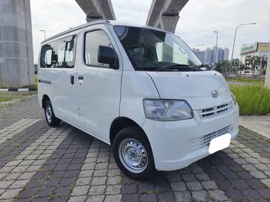 Daihatsu GRAN MAX 1.5 (M) Window Van