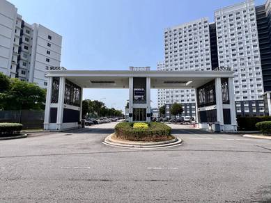 Low Booking Apartment Karisma Eco Majestic for sale - corner unit
