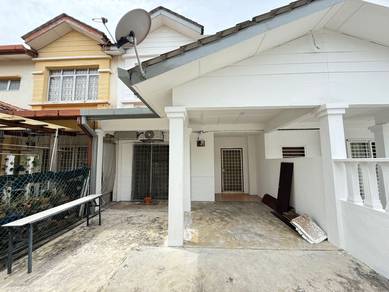 [New Paint] 2 Storey Terrace Taman Puteri Subang Seksyen U5 Shah Alam