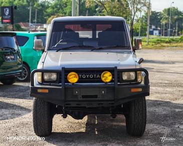 Toyota LANDCRUISER 2.5 (LJ79) AUTO/TIPTOP CON