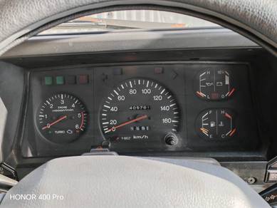 Toyota LANDCRUISER 2.5 (LJ79) AUTO/TIPTOP CON