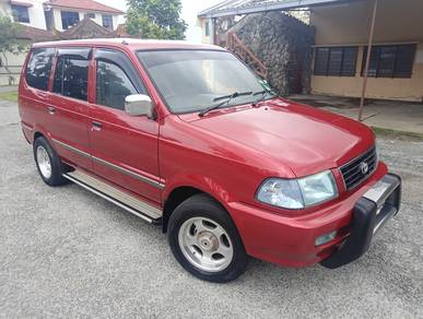 Toyota UNSER 1.8 GLi (M)