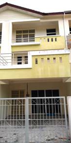 Taman Cahaya Teluk Kumbar Landed 3 Storey Terrace Sale