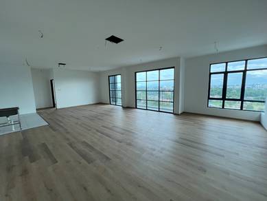 Penthouse/ Level 18/ High floor/ ready move in/ Sapphire on the Park