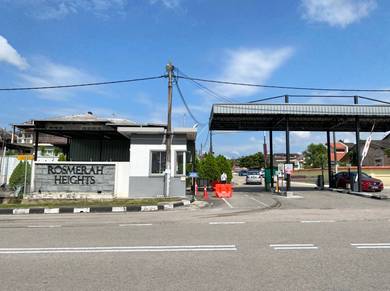 RosMerah Heights Double Storey House Molek Ros Merah