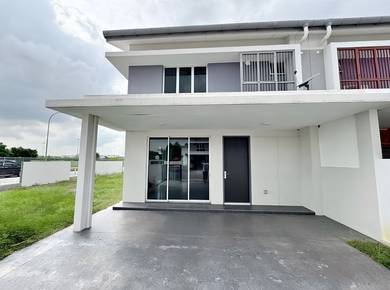 20ft Corner Lot | Full Extend 2-Storey Corner Lot House |Hill Top View