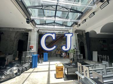 Historical Commercial Shop with own parking For Sale Georgetown UNESCO