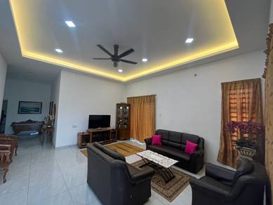 Fully Furnished Rumah Banglo 4B2B 📍 Jasin Bestari