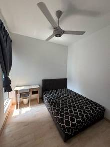 Middle Room at The Holmes Bandar Tun Razak move in condition