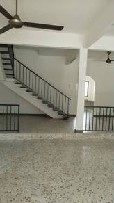 Fully Renovated - Double Storey House For Sale below RM400K @Kamunting
