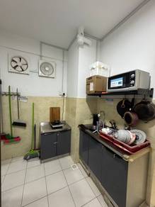 Balcony Room at Juta Mines Condominium Seri Kembangan
