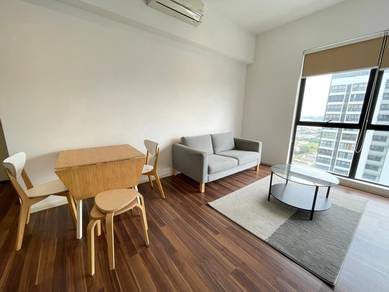 Sqwhere 1 plus 1 Room, Fully Furnished, MRT Linked