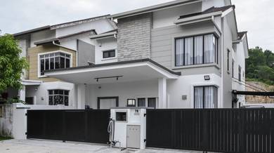 Near KLIA [OWNER BANKRUPT] 26x75 Resort Home 2Storey|Free Furnish
