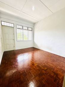 Double Storey Terrace Intermediate House For Rent📍Near Galacity,Bdc