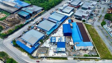 1.5 Storey Semi-D Factory Semenyih 150 Amp Spacious Unit