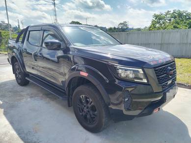 Nissan NAVARA 2.5 V BLACK EDITION FACELIFT