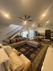 DOUBLE STOREY ELMINA WEST, Seksyen U16,SHAH ALAM,SELANGOR.