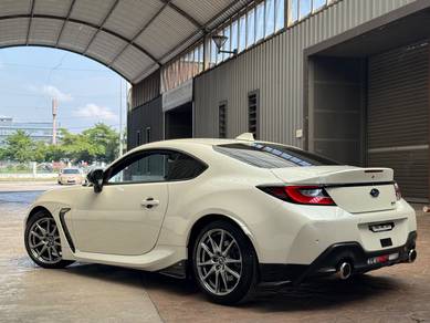 Subaru BRZ SPEC R 2.4 WITH SUSPENSION HKS