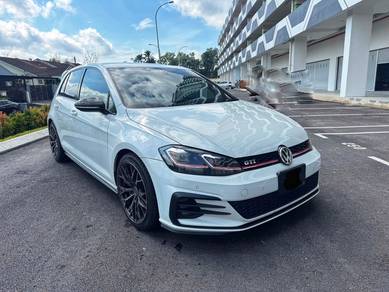 Volkswagen GOLF 2.0 TSI GTI (A)