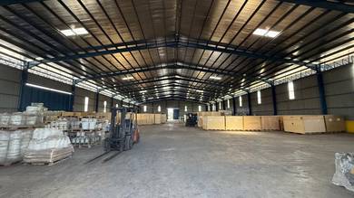 Warehouse to Let at Klang Near Bndr Sultan Sulaiman and North Port