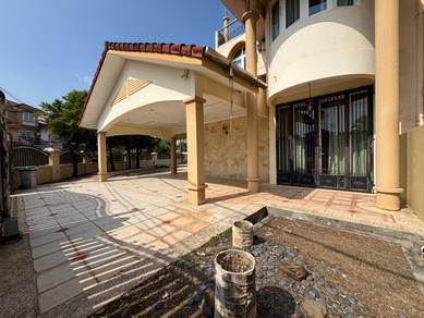 Lagenda Heights Corner 2.5 Storey Semi D For SALE